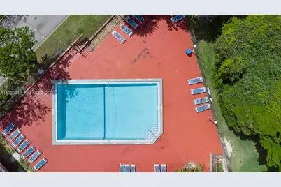 840 NW 87th Ave #405, Miami, FL 33172 - Photo 39