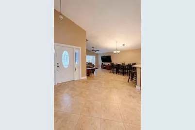 9900 NW 44th Ct, Sunrise, FL 33351 - Photo 9