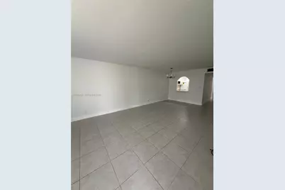 155 Lakeview Dr #101, Weston, FL 33326 - Photo 9