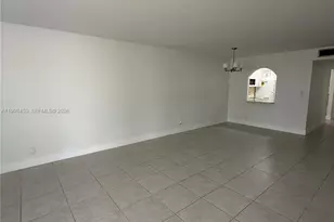 155 Lakeview Dr, Weston, FL 33326 - Photo 9