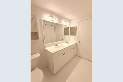 36 NW 6th Ave #504, Miami, FL 33128 - Photo 5