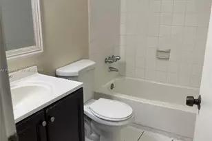 5625 W 20th Ave, Hialeah, FL 33012 - Photo 7