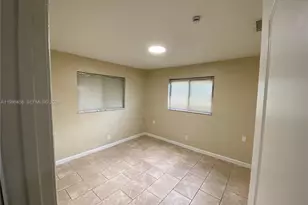 5940 NW 20th St, Lauderhill, FL 33313 - Photo 9