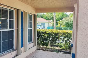 1139 Freshwater Lakes Dr, West Palm Beach, FL 33401 - Photo 5
