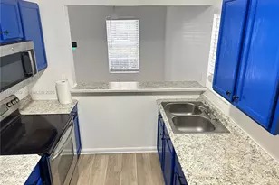 1139 Freshwater Lakes Dr, West Palm Beach, FL 33401 - Photo 23