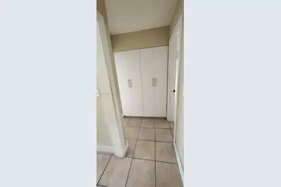 880 E 26th St, Hialeah, FL 33013 - Photo 31