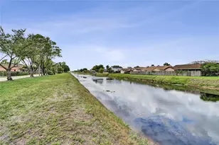 10100 NW 30th Ct, Sunrise, FL 33322 - Photo 35