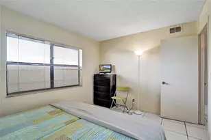 10100 NW 30th Ct, Sunrise, FL 33322 - Photo 23