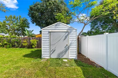 6881 Harding St, Hollywood, FL 33024 - Photo 25