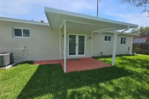 6881 Harding St, Hollywood, FL 33024 - Photo 27