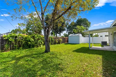 6881 Harding St, Hollywood, FL 33024 - Photo 27
