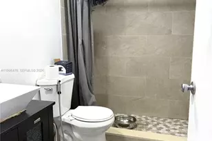 494 NW 165th St Rd, Miami, FL 33169 - Photo 23