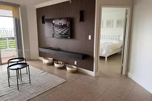 3600 Mystic Pointe Dr, Aventura, FL 33180 - Photo 3