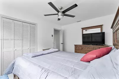 11841 NW 30th Pl, Sunrise, FL 33323 - Photo 31