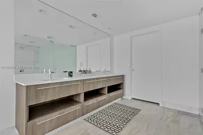 3131 NE 7th Ave #4202, Miami, FL 33137 - Photo 9