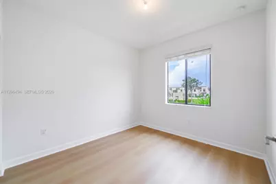 640 NE 207th St, Miami, FL 33179 - Photo 25