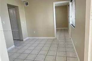 990 E 2nd St, Hialeah, FL 33010 - Photo 7