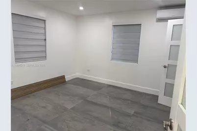 731 E 19th St, Hialeah, FL 33013 - Photo 7