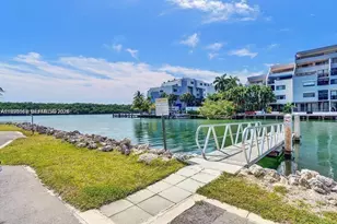 400 Kings Point Dr, Sunny Isles Beach, FL 33160 - Photo 3