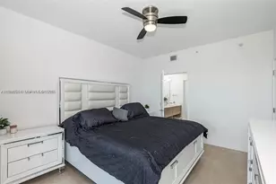 16385 Biscayne Blvd, North Miami Beach, FL 33160 - Photo 15