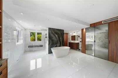 215 Palm Ave, Miami Beach, FL 33139 - Photo 19