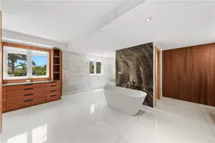 215 Palm Ave, Miami Beach, FL 33139 - Photo 21