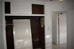 5349 W 14th Ln, Hialeah, FL 33012 - Photo 27