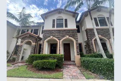 3211 SE 7th St, Homestead, FL 33033 - Photo 1