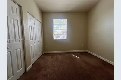 3211 SE 7th St, Homestead, FL 33033 - Photo 9