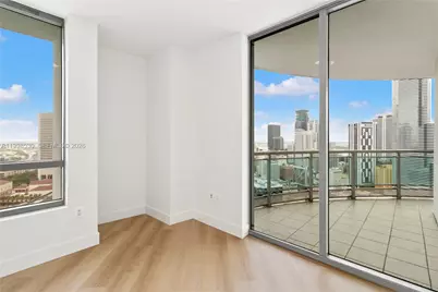 350 S Miami Ave #3413, Miami, FL 33130 - Photo 17