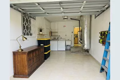 345 Malaga Ave, Coral Gables, FL 33134 - Photo 11