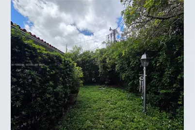 345 Malaga Ave, Coral Gables, FL 33134 - Photo 15