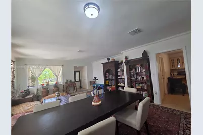345 Malaga Ave, Coral Gables, FL 33134 - Photo 23