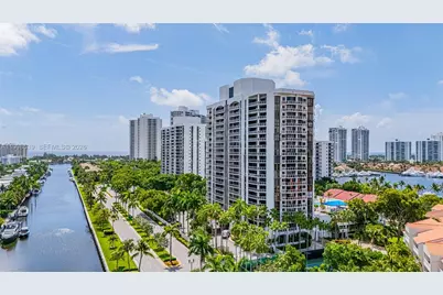 3598 Yacht Club Dr #601+DEN, Aventura, FL 33180 - Photo 53