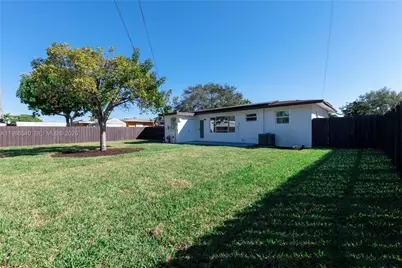 3110 SW 34th Ave, West Park, FL 33023 - Photo 5