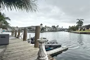 455 Golden Isles Dr, Hallandale Beach, FL 33009 - Photo 19