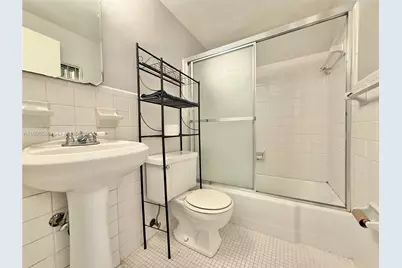 455 Golden Isles Dr #309, Hallandale Beach, FL 33009 - Photo 11