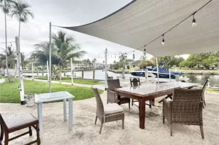 455 Golden Isles Dr, Hallandale Beach, FL 33009 - Photo 15