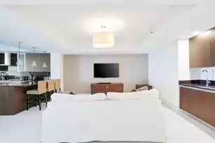 2711 S Ocean Dr, Hollywood, FL 33019 - Photo 19