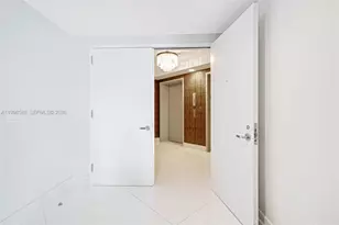 2711 S Ocean Dr, Hollywood, FL 33019 - Photo 5