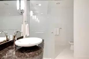 2711 S Ocean Dr, Hollywood, FL 33019 - Photo 25