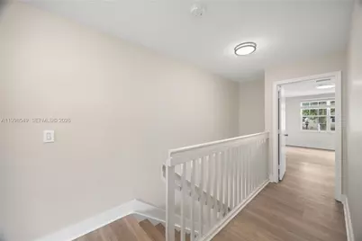 365 SW 122nd Ave, Pembroke Pines, FL 33025 - Photo 13