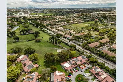 3325 Torremolinos Ave #C-44, Doral, FL 33178 - Photo 5
