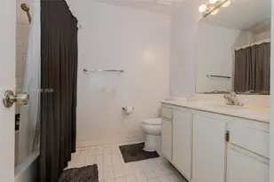 3325 Torremolinos Ave, Doral, FL 33178 - Photo 23