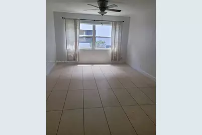 241 SE 9th Ave #104, Pompano Beach, FL 33060 - Photo 1