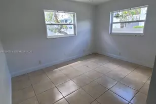 241 SE 9th Ave, Pompano Beach, FL 33060 - Photo 7