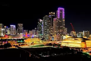 555 NE 15th St, Miami, FL 33132 - Photo 25