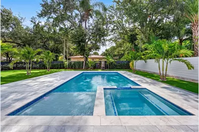 9833 N Miami Ave, Miami Shores, FL 33150 - Photo 11