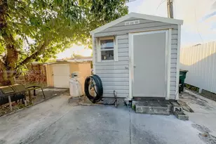 3420 SW 104th Ave, Miami, FL 33165 - Photo 9