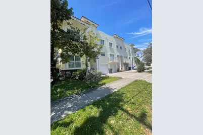 826 N 17th Ave, Hollywood, FL 33020 - Photo 1